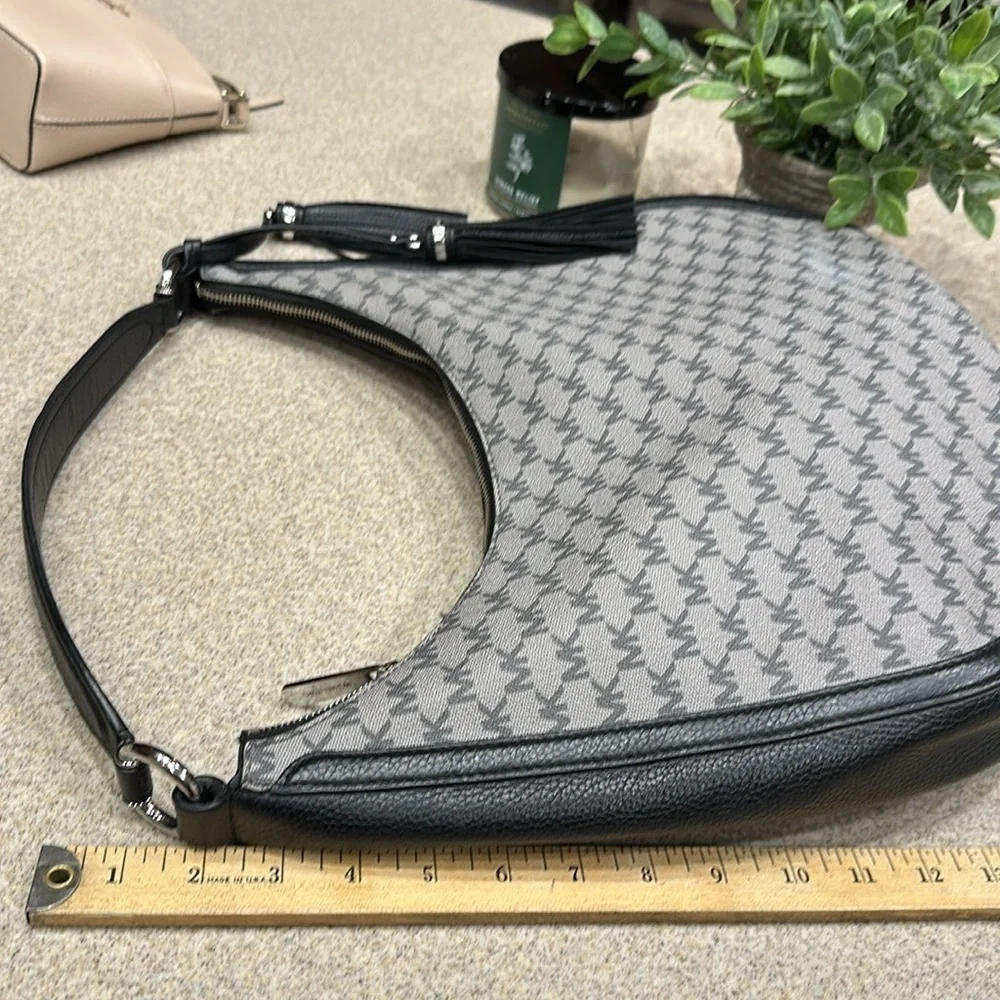 MK Studio Lydia Hobo